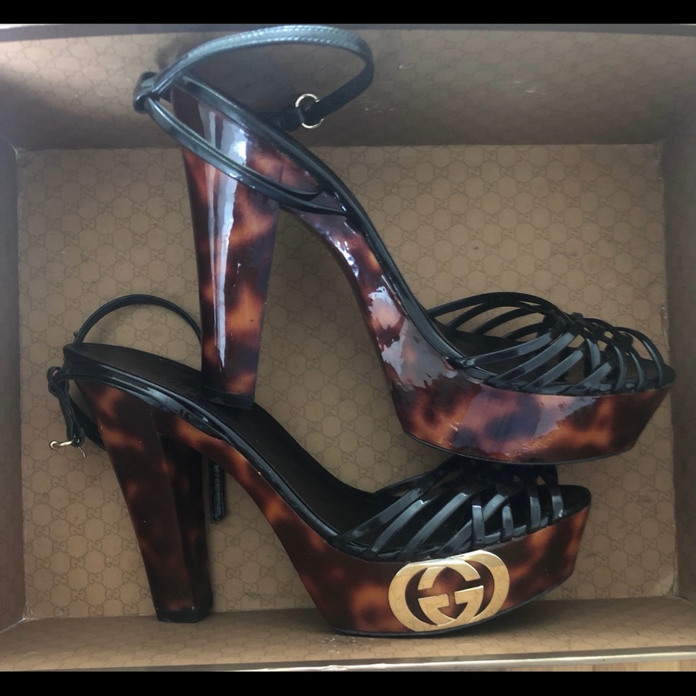 Gucci Tortoiseshell Sandals
